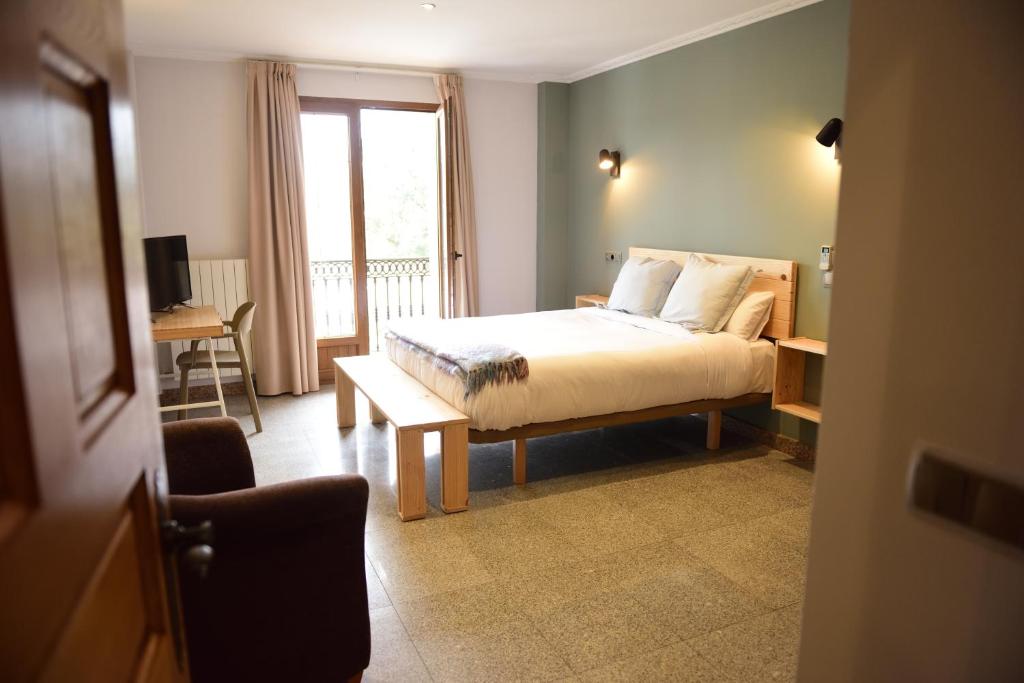 entrada habitacion de hotel vijanera